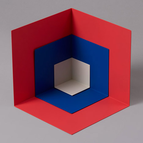 Corner shelf by Kyuhyung Cho