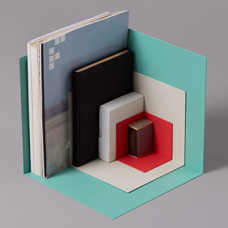 Corner shelf by Kyuhyung Cho