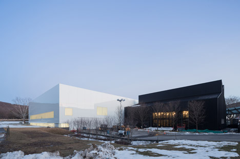 Corning Museum of Glass wing designed by Thomas Phifer and Partners