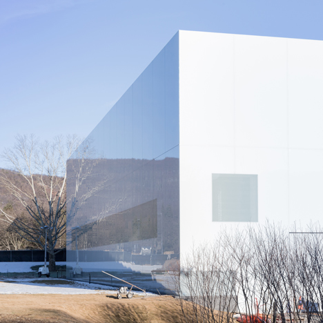 Corning Museum of Glass wing designed by Thomas Phifer and Partners