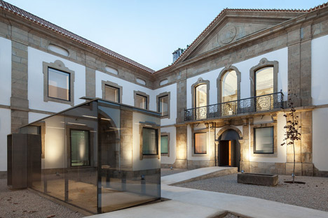 Cultural House of Pinhel by depA