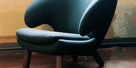 Pelican Chair by Finn Juhl