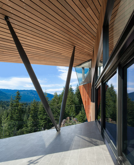 Hadaway House by Patkau Architects