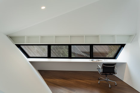 Hadaway House by Patkau Architects