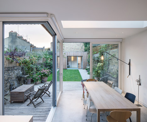 Highlever road by Haptic