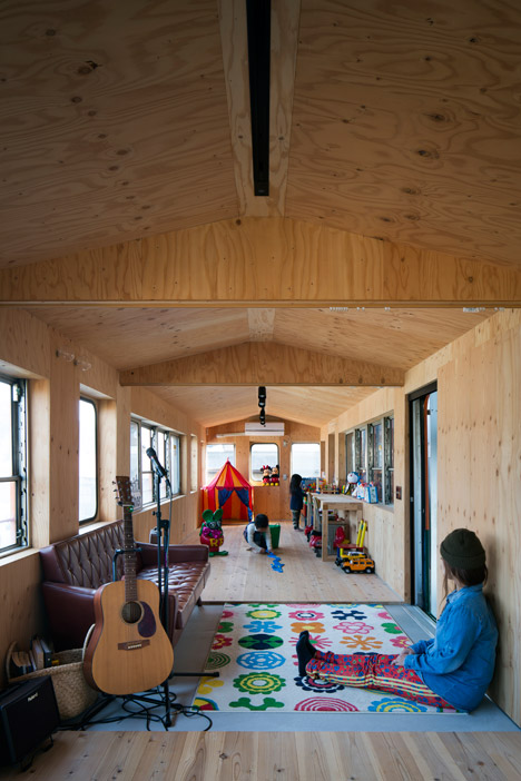 Home in Takasago City by Takanobu Kishimoto
