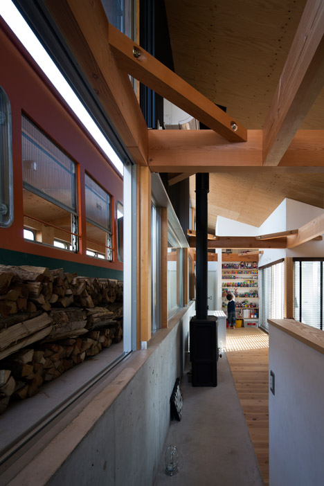 Home in Takasago City by Takanobu Kishimoto