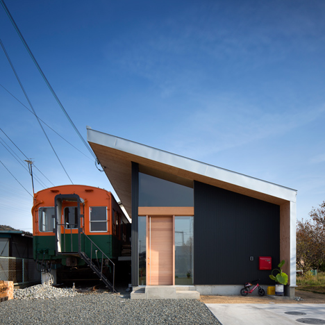 Home in Takasago City by Takanobu Kishimoto