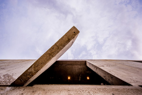House in La Rufina by Santiago Carlos Viale and Daniella Beviglia