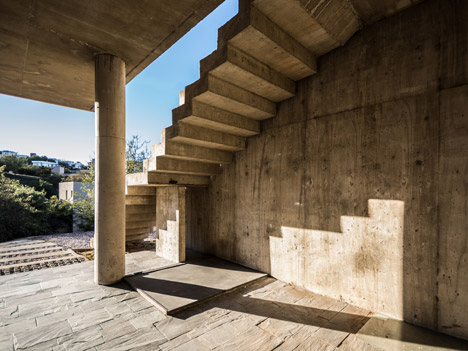 House in La Rufina by Santiago Carlos Viale and Daniella Beviglia