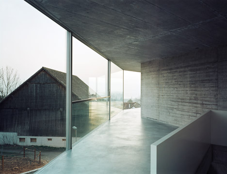 House with one wall in Zurich by Christian Kerez
