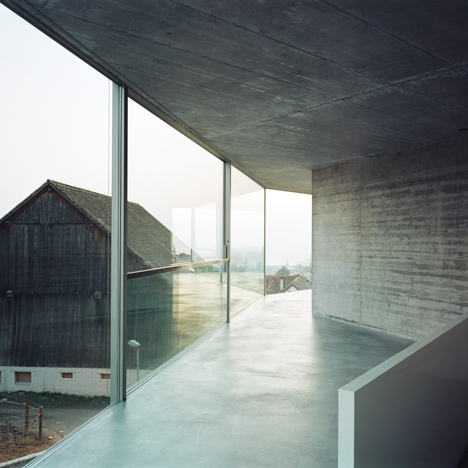 House with one wall in Zurich by Christian Kerez