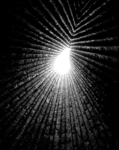 Kapelle fur den heiligen Bruder Klaus_Peter Zumthor_Helene-Binet_architectural-photography_dezeen_468_1