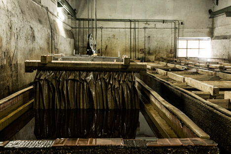 Kristalia-_dezeen_468_5