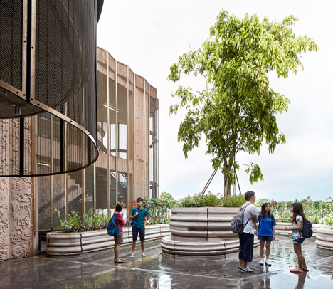 Learning Hub Nanyang Technological University by Heatherwick Studio