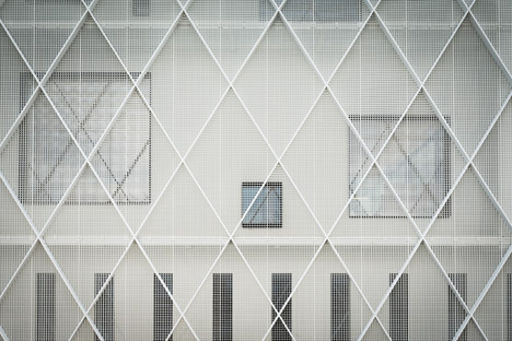 Lootens Line Office by CAAN Architecten