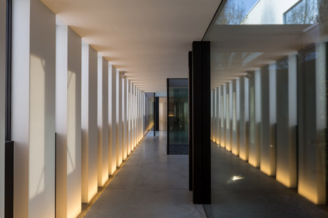 Lootens Line Office by CAAN Architecten