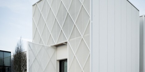 Lootens Line Office by CAAN Architecten