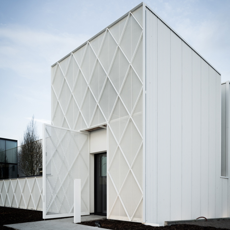 Lootens Line Office by CAAN Architecten