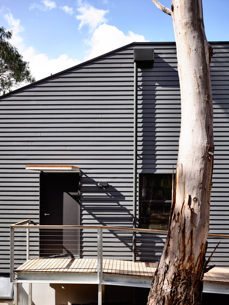 Lorne Hill House by Will Harkness Architecture