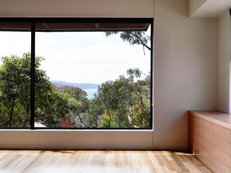 Lorne Hill House by Will Harkness Architecture