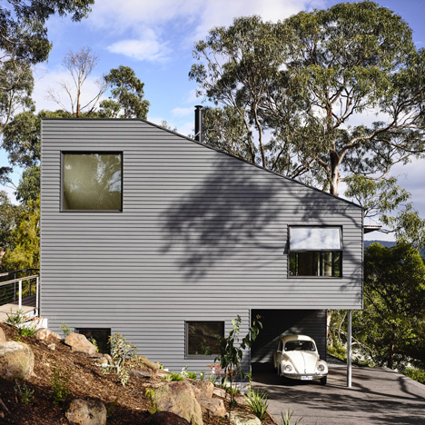 Lorne Hill House is a retirement residence built among trees on Australia’s coastline