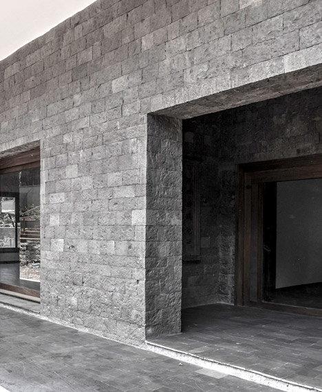Lost Villa by Jonathan Woolf Architects