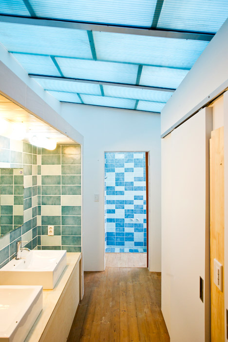 Low Cost Housing by JYA Architects