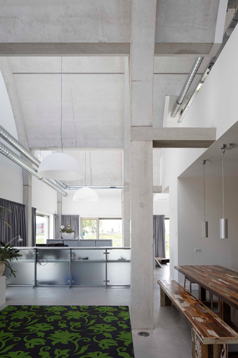 Office Building by B+O Architectuur
