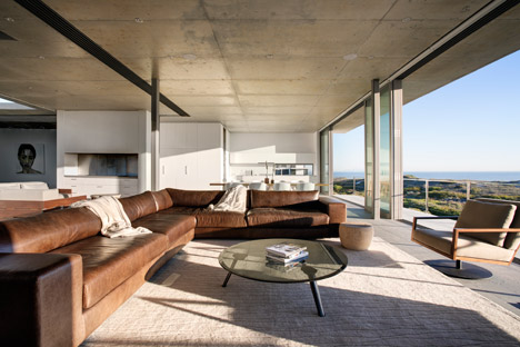 Pearl Bay Residence by Gavin Maddock Design Studio