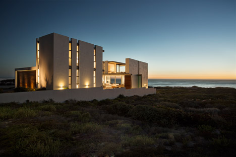Pearl Bay Residence by Gavin Maddock Design Studio