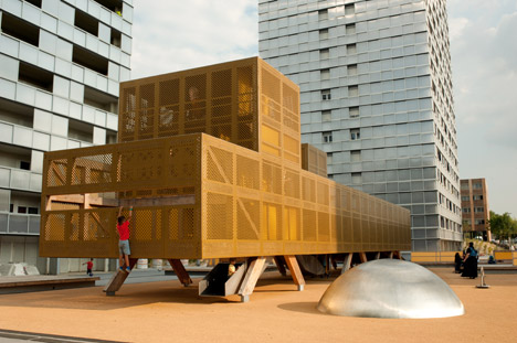 Playground in Génicart Sud by BASE