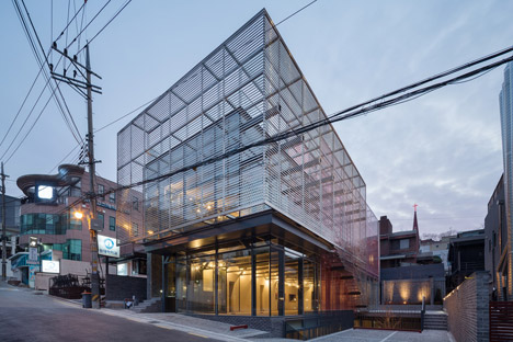 Red Mirror by Wise Architecture