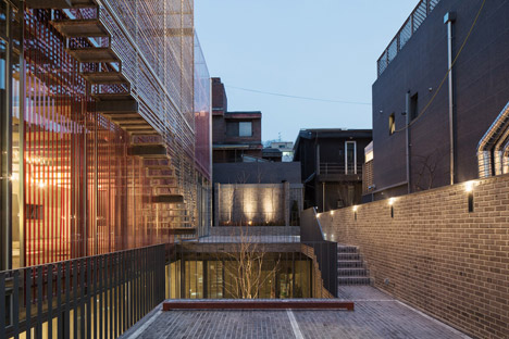 Red Mirror by Wise Architecture