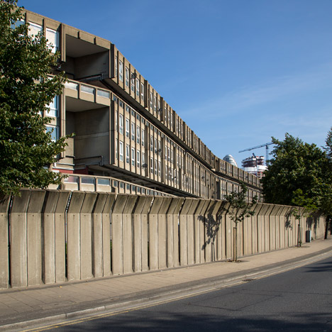 Robin Hood Gardens by Alison and Peter Smithson