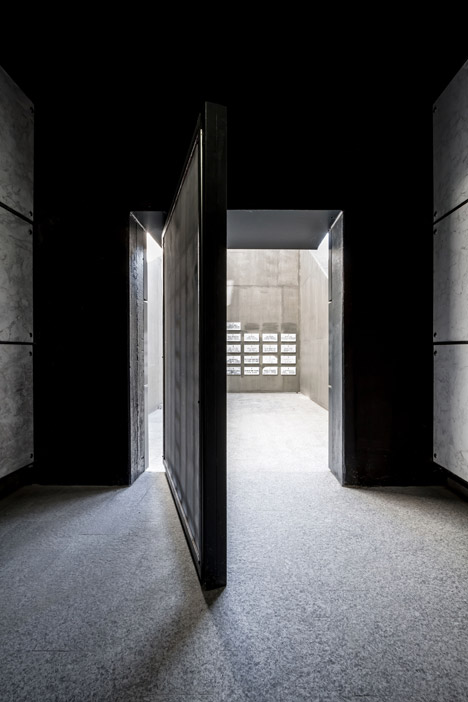 Royal Monastery of Santa Catalina de Siena by Hernandez Arquitectos