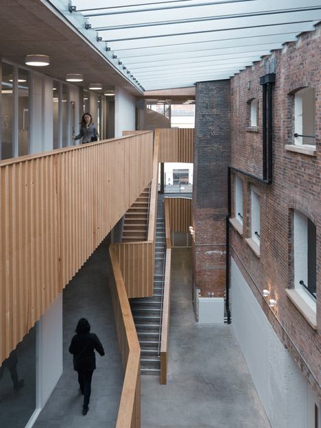 Social Justice Centre in Vauxhall by Architecture 00