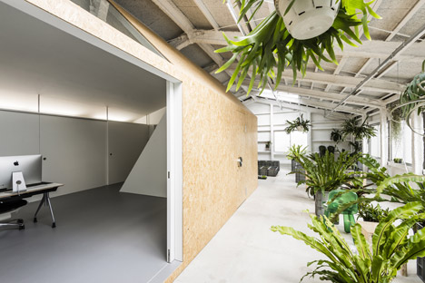 Takahashi Hiroko Oshiage Studio by Schemata