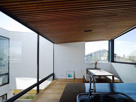 Wave by Apollo Architects & Associates