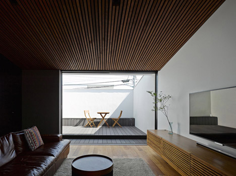 Wave by Apollo Architects & Associates