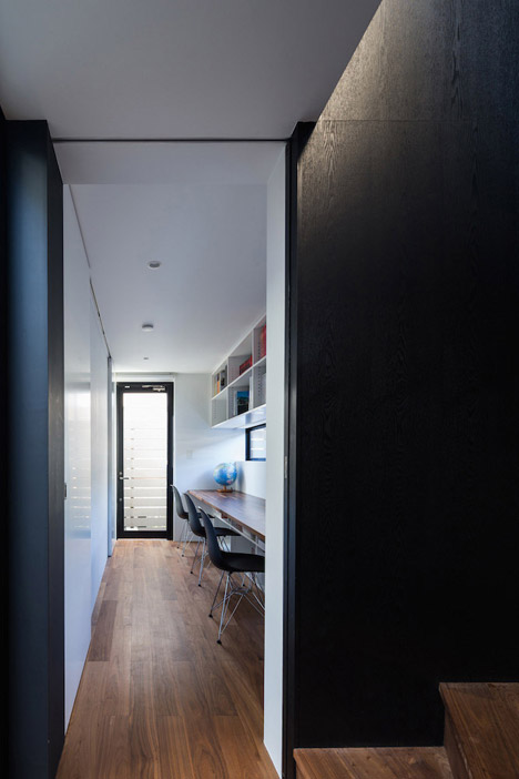 Wave by Apollo Architects & Associates
