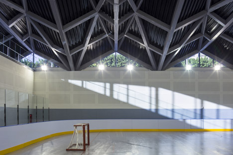 Zhonghe Sports Center in Taiwan by Q-Lab Design