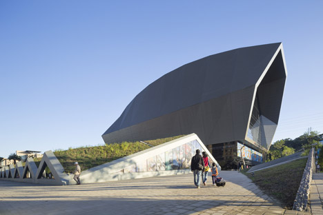 Zhonghe Sports Center in Taiwan by Q-Lab Design