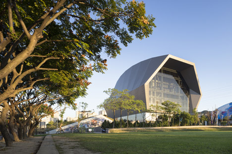 Zhonghe Sports Center in Taiwan by Q-Lab Design