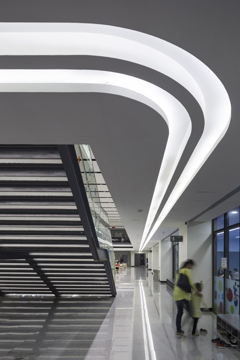 Zhonghe Sports Center in Taiwan by Q-Lab Design