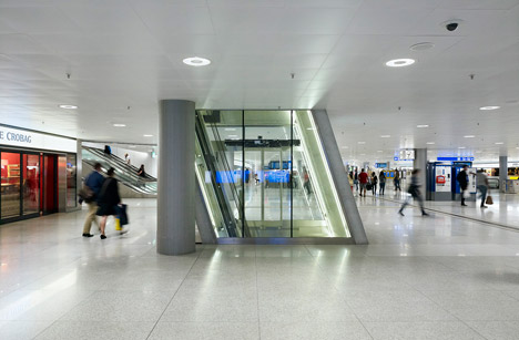 Zurich-main-train-station-by-Durig_dezeen_468_10