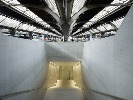 Zurich-main-train-station-by-Durig_dezeen_468_16