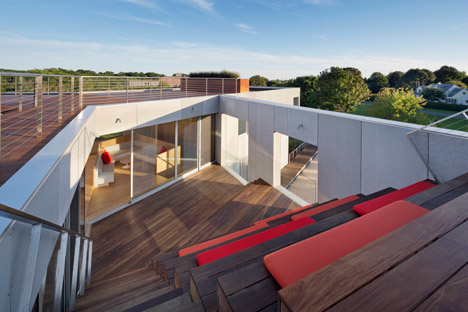 36SML House by Levenbetts