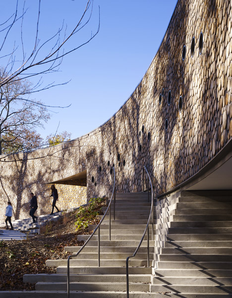 Arcus-Center-for-Social-Justice-Leadership-by-Studio-Gang-Steve-Hall-Hedrich-Blessing_dezeen_468_3