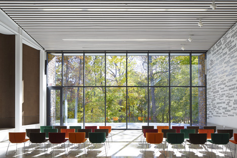 Arcus-Center-for-Social-Justice-Leadership-by-Studio-Gang-Steve-Hall-Hedrich-Blessing_dezeen_468_6